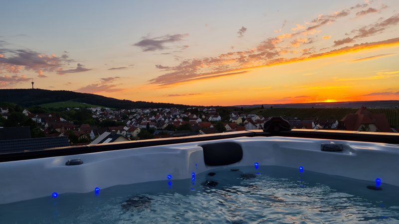 Whirlpool bei Sonnenuntergang